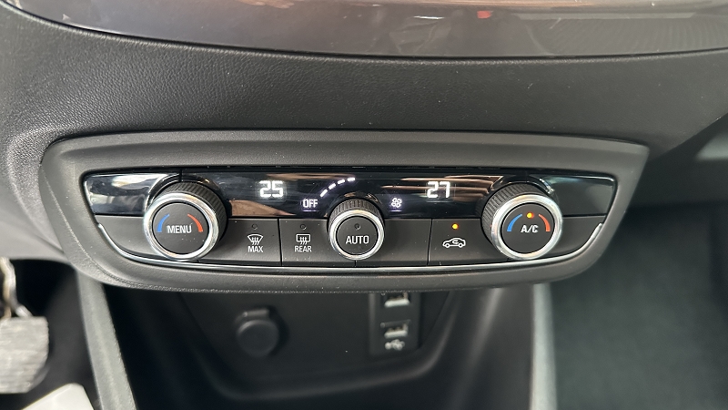 Opel Crossland X - 1.2I TURBO - 110 S&S INNOVATION
