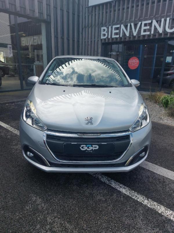 Peugeot 208 - BUSINESS 1.2 PureTech 82ch BVM5 Active