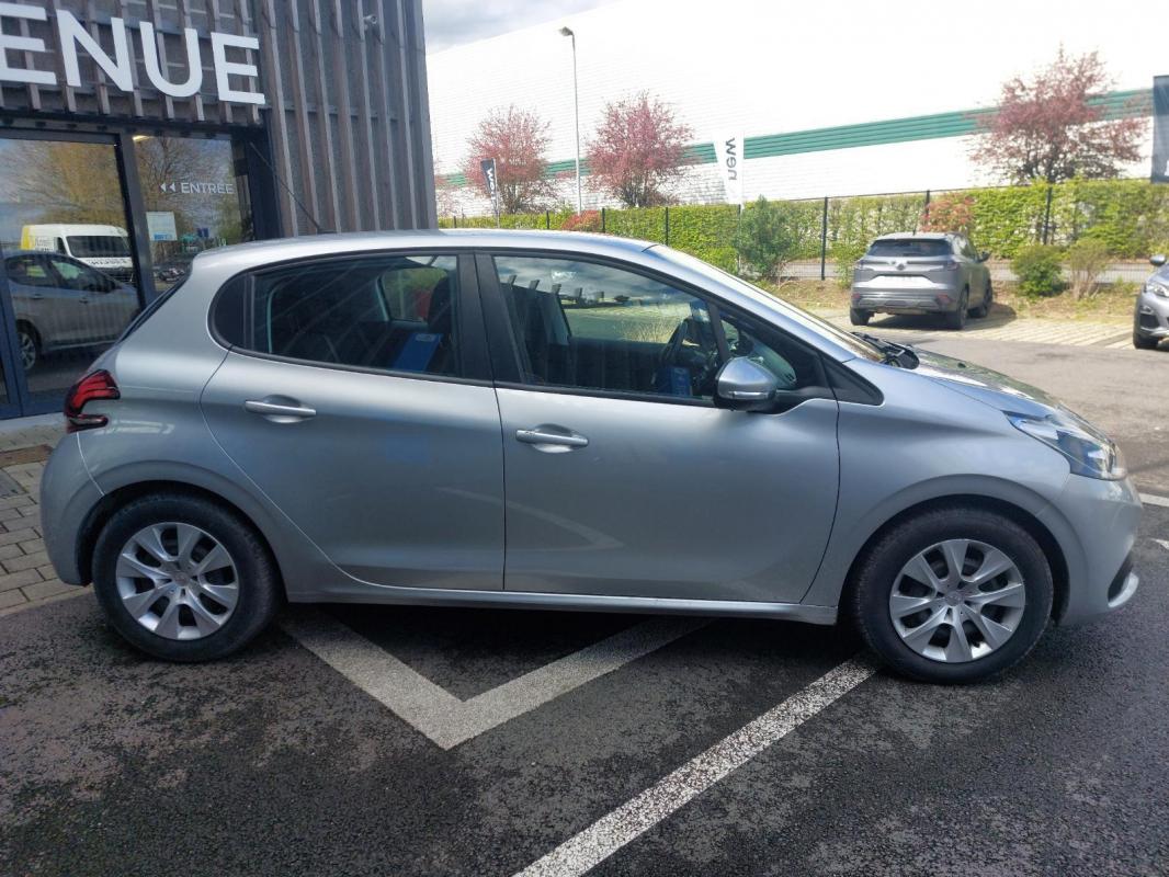 Peugeot 208 - BUSINESS 1.2 PureTech 82ch BVM5 Active